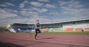 多纳多尼执教斯佩齐亚客场1比0胜恩特拉