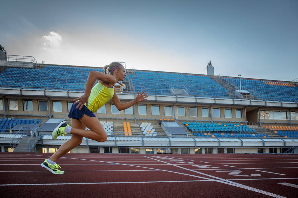 鸣潮后空翻任务攻略详解